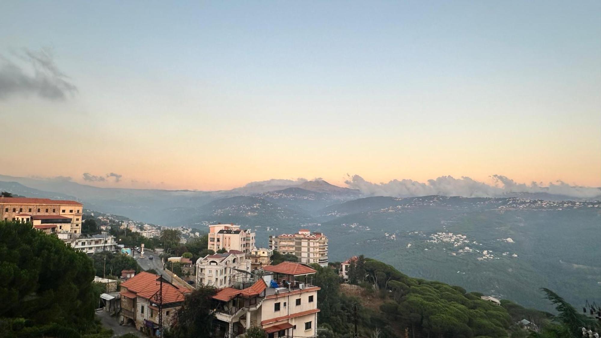 Отель Le Crillon Броумана Экстерьер фото